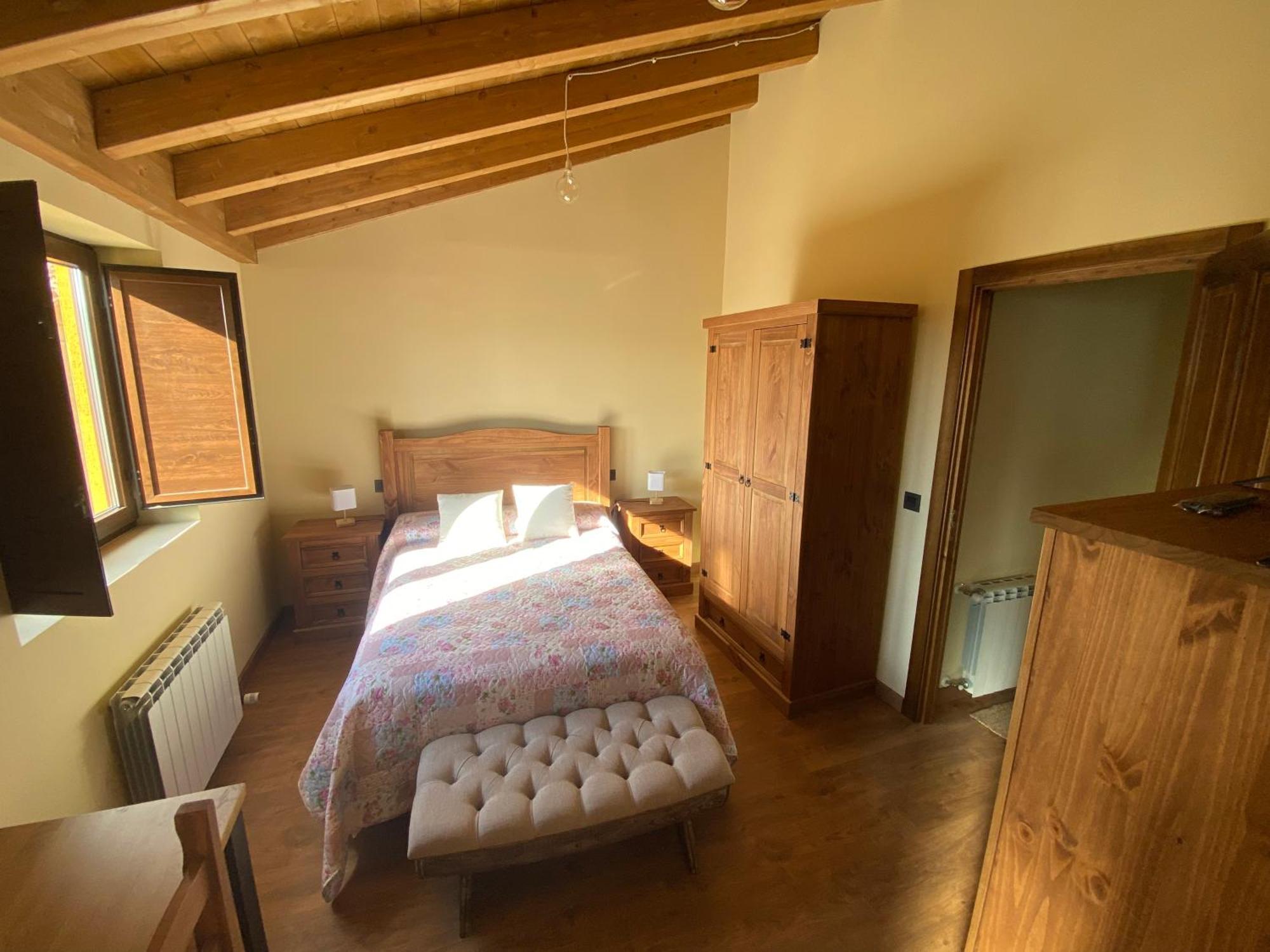 Casa Rural Los Valles Valdenebro de los Valles Екстериор снимка